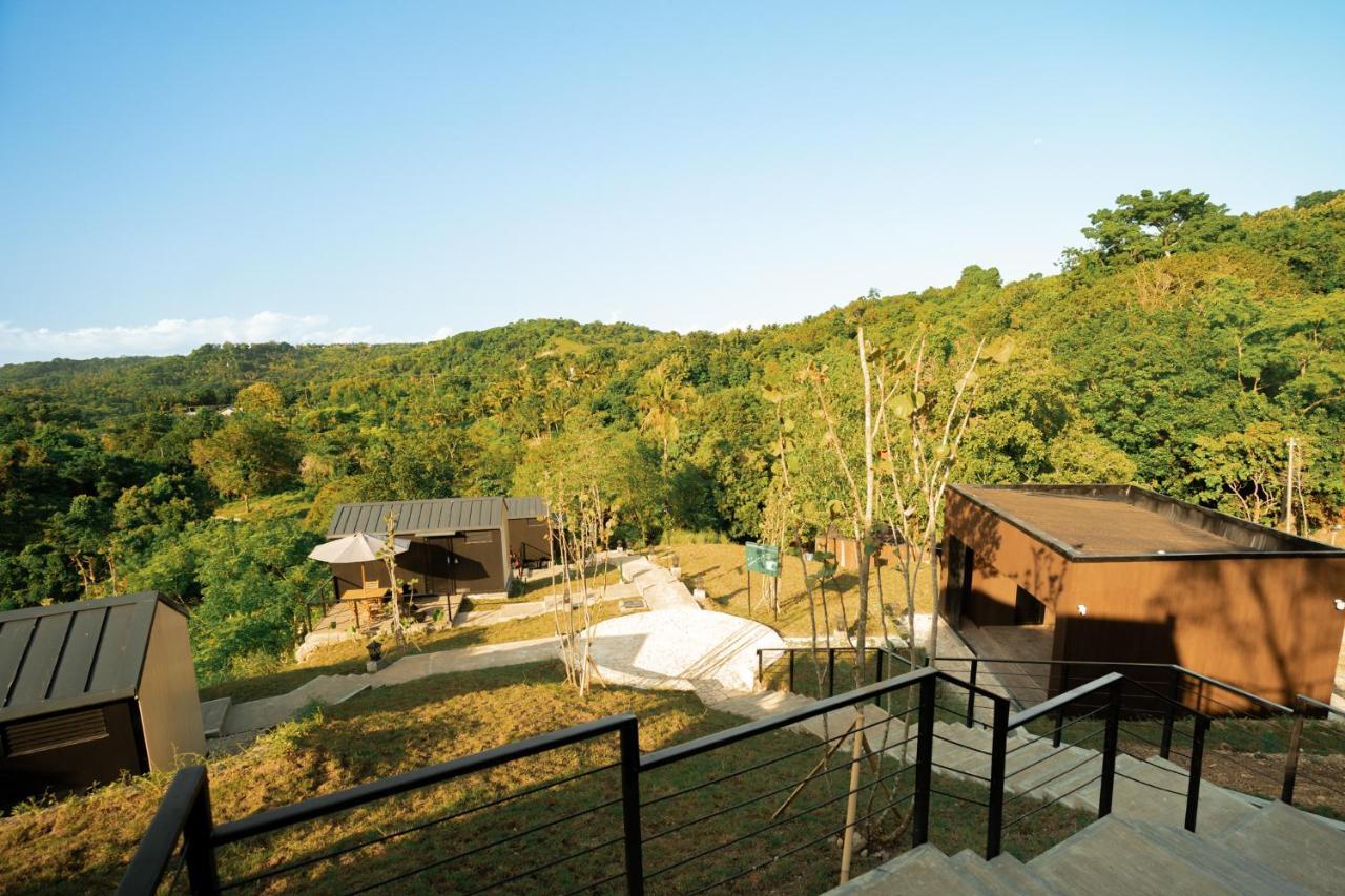 Bobocabin Umarato, Sumba ワイカブバック エクステリア 写真