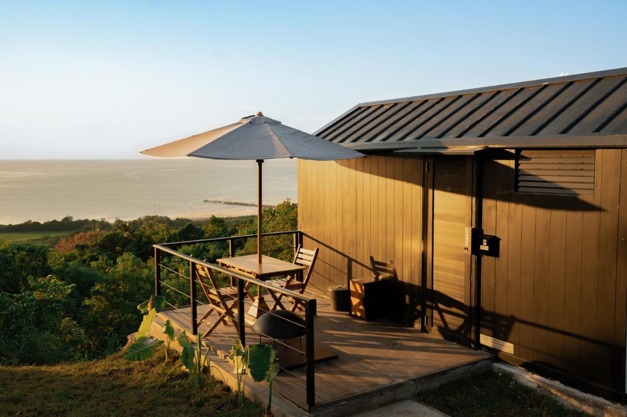 Bobocabin Umarato, Sumba ワイカブバック エクステリア 写真